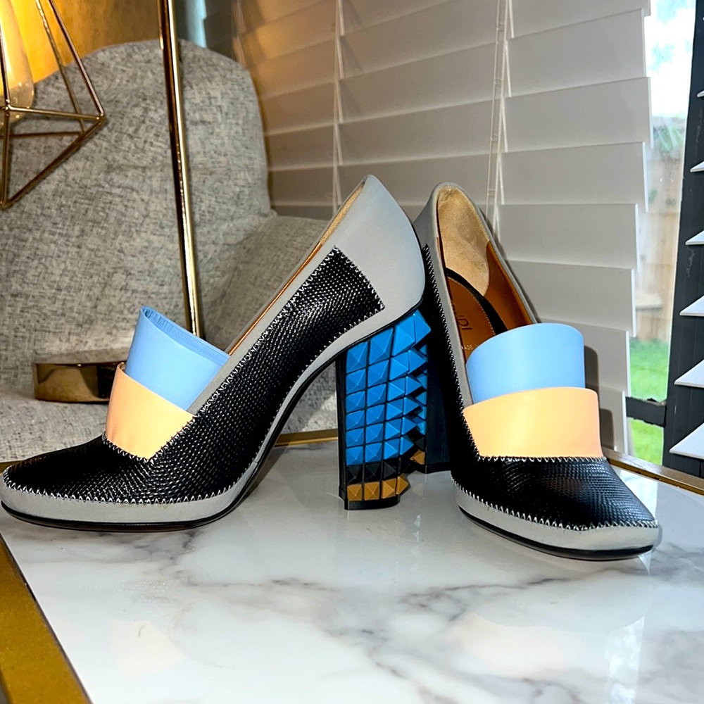 FENDI heels 35.5